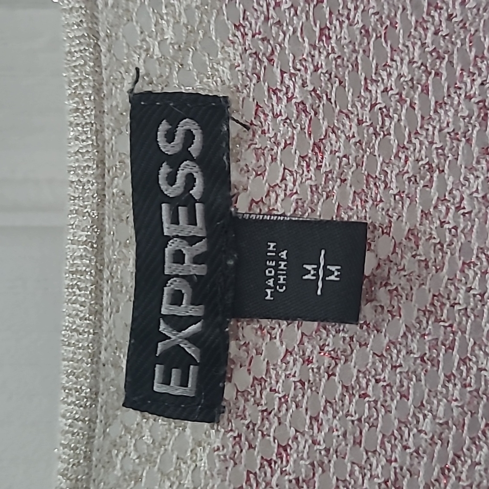 Express Top - Picture 3 of 5